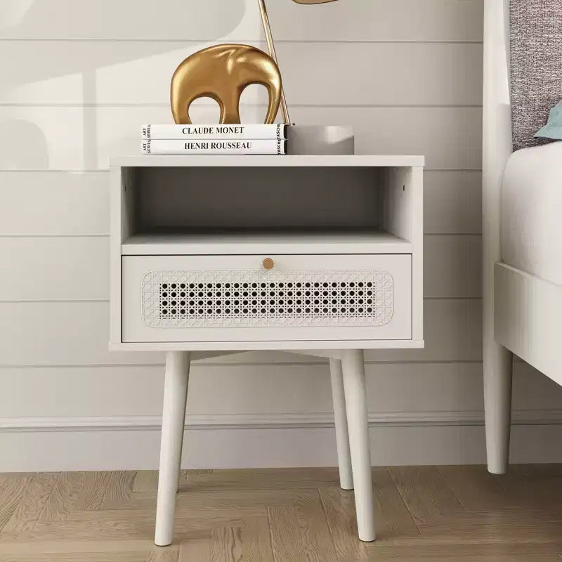 Ensemble de chambre à coucher Feeney 3 pièces, lit plateforme avec deux tables de chevet, blanc crème, grand lit – Sanzelize Design