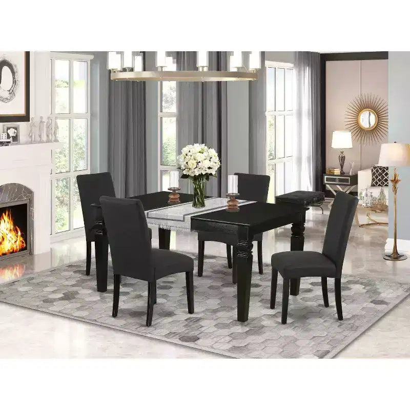 Table de salle à manger rectangulaire 5 pièces à plateau en bois massif de finition noire avec 4 chaises Parson et – Sanzelize Design