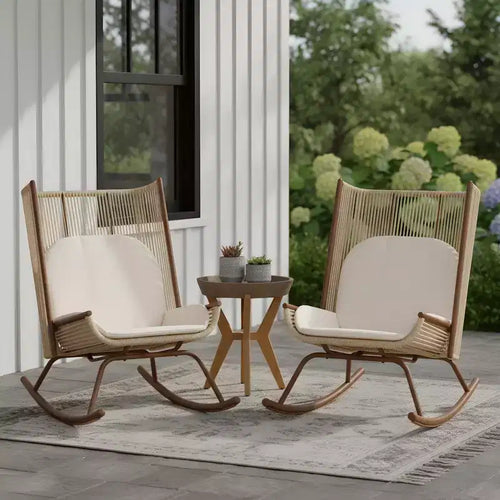 Ensemble de salle à manger de jardin 3 pièces Sunita Farmhouse avec table en bois d'acacia et chaises à bascule en fer – Sanzelize Design