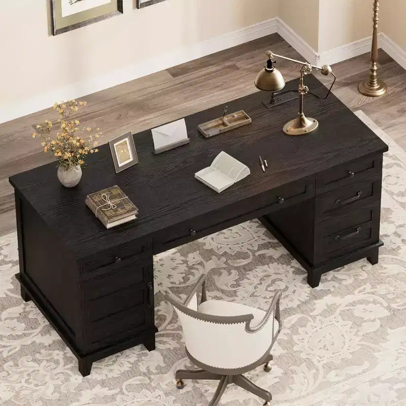 Bureau de direction de 152 cm avec tiroirs, bureau d'ordinateur avec station de charge – Sanzelize Design