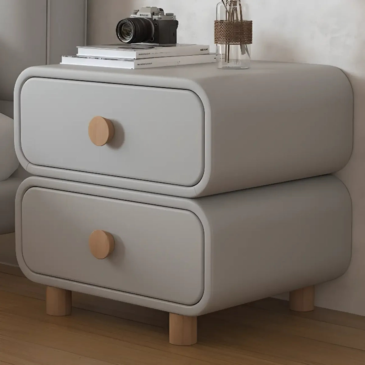 Table de chevet scandinave en similicuir avec finition en faux cuir – Sanzelize Design