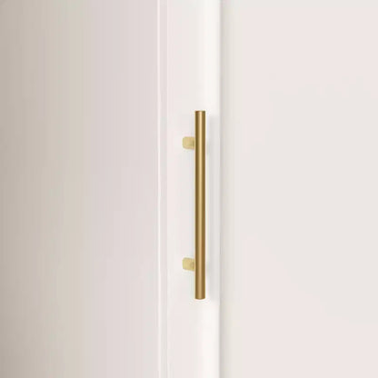 Penderie modulaire de luxe blanche avec ferrures dorées: portes à panneaux + conception à portes mixtes – Sanzelize Design