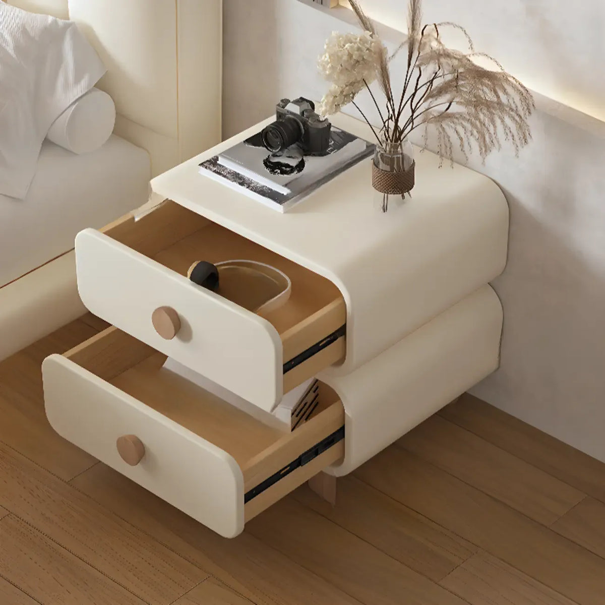 Table de chevet scandinave en similicuir avec finition en faux cuir – Sanzelize Design