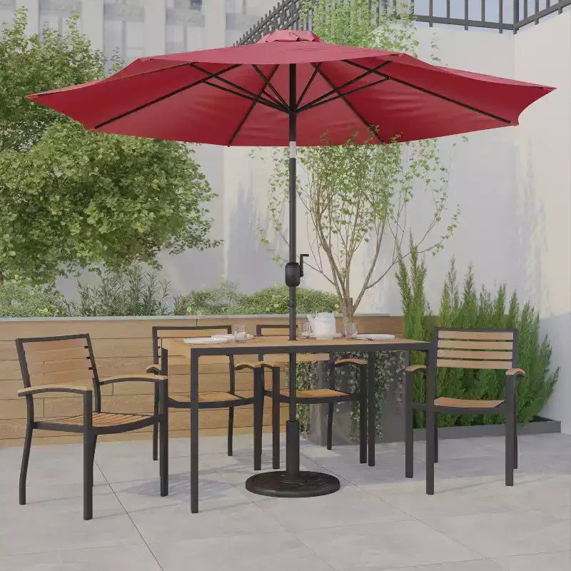 Ensemble table de jardin 7 pièces - 4 chaises empilables en teck synthétique imitation bois – Sanzelize Design