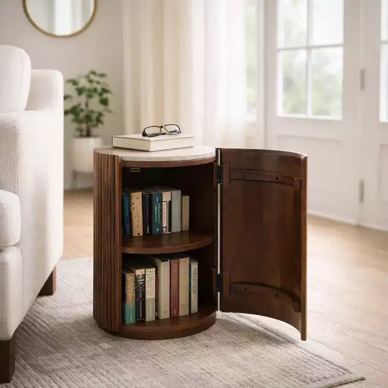 Table d'appoint décorative en bois nervuré avec plateau en marbre et rangement – Sanzelize Design