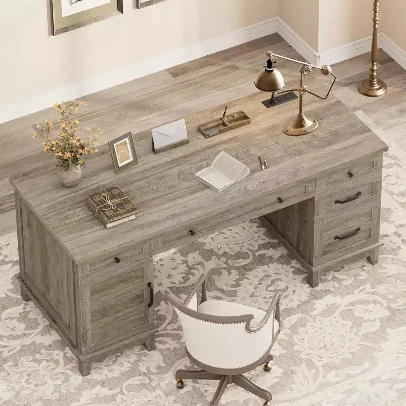Bureau de direction de 152 cm avec tiroirs, bureau d'ordinateur avec station de charge – Sanzelize Design
