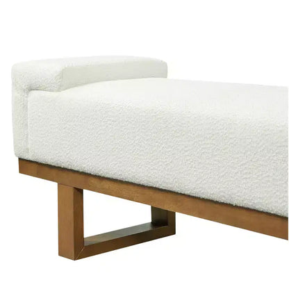 Banc rembourré Paulina moderne en bois d'hévéa et tissu bouclé – Sanzelize Design