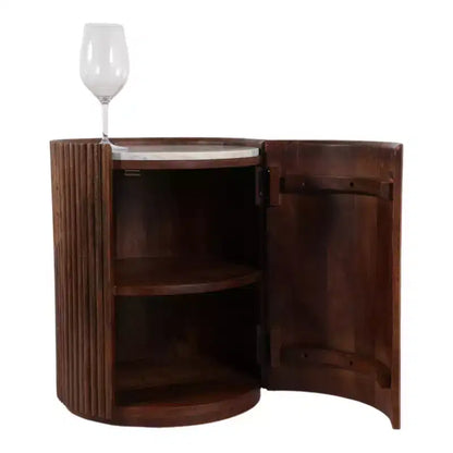 Table d'appoint décorative en bois nervuré avec plateau en marbre et rangement – Sanzelize Design