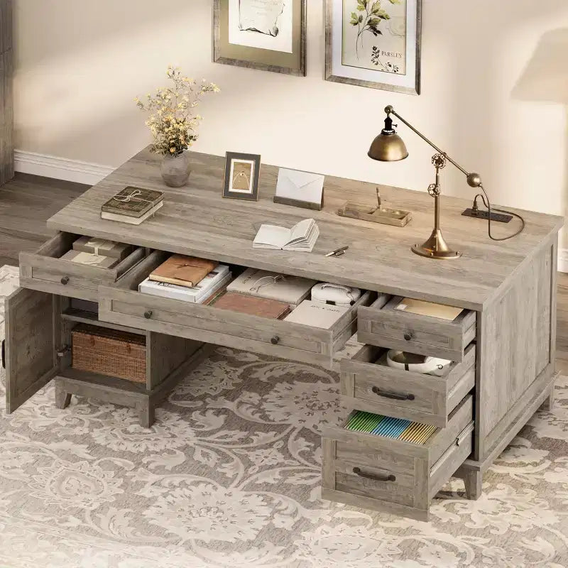 Bureau de direction de 152 cm avec tiroirs, bureau d'ordinateur avec station de charge – Sanzelize Design