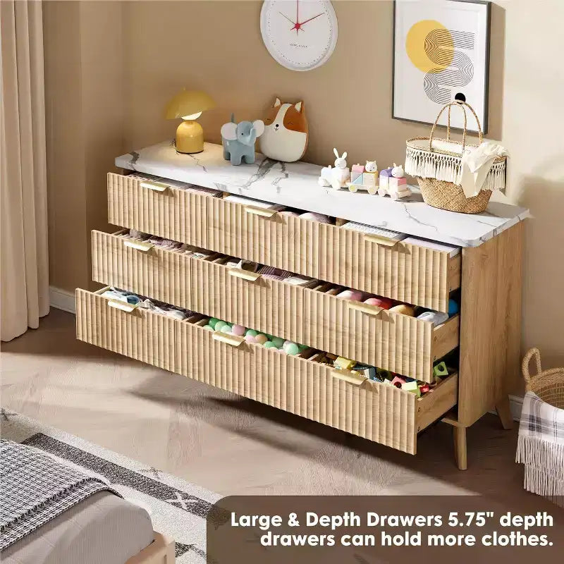 Commode cannelée à 9 tiroirs, commode moderne, meuble TV en bois, design à profil incurvé, pour salon, couloir – Sanzelize Design